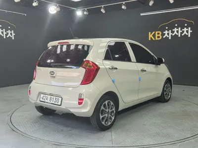 Kia Morning 2012, 81000 км, за 2428.78 USD