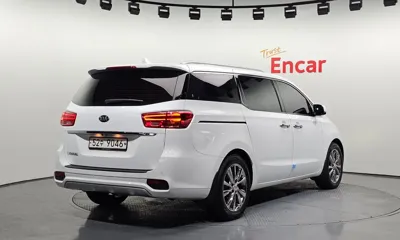 Kia Canival 2019, 132622 км, за 9839.83 USD