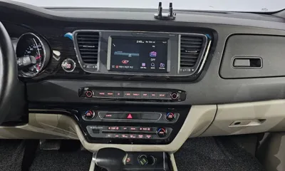 Kia Canival 2019, 132622 км, за 9839.83 USD - фото 13