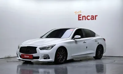 Infiniti Q50 · 2014 год