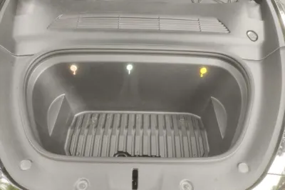 Tesla Model Y 2021, 150200 км, за 20769 USD - фото 21