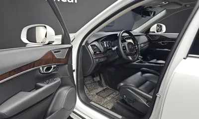 Volvo XC90 2017, 76370 км, за 20217.93 USD - фото 11