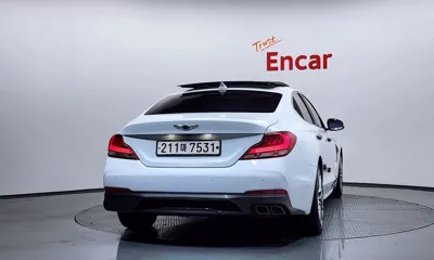 Genesis G70 2019, 122031 км, за 12817.97 USD