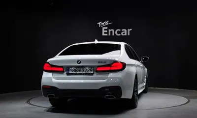 BMW 5-Series 2023, 36525 км, за 27483.42 USD