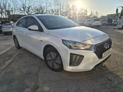 Hyundai Ioniq 2020, 129295 км, за 8190.86 USD