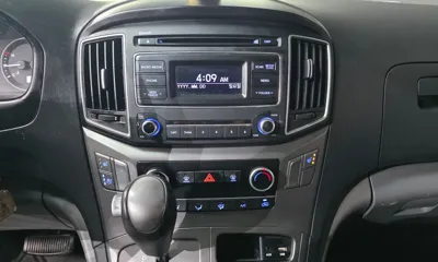 Hyundai Starex 2018, 217849 км, за 5579.62 USD - фото 16
