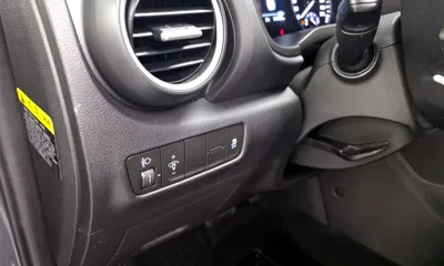 Hyundai Kona 2018, 141793 км, за 5291.39 USD - фото 17