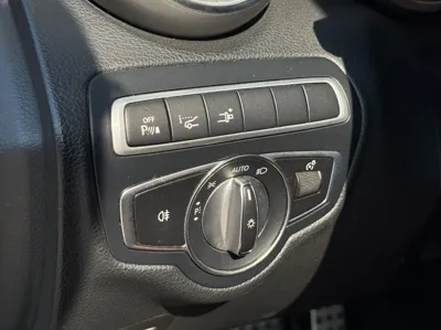 Mercedes-Benz C-Class 2019, 122050 км, за 20940 USD - фото 14