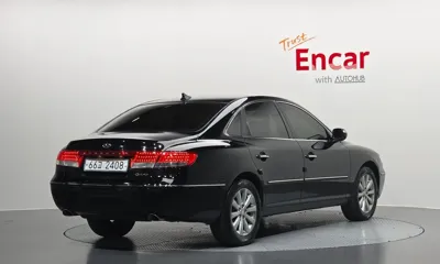 Hyundai Grandeur 2010, 145139 км, за 1641.07 USD