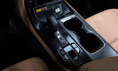 Lexus NX 2024, 80065 км, за 33803.54 USD - фото 9