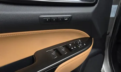 Lexus NX 2024, 80065 км, за 33803.54 USD - фото 17