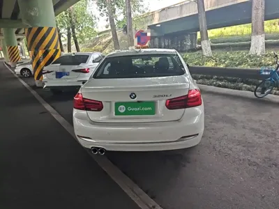 BMW 3 Series 2019, 82400 км, за 13187.16 USD - фото 6