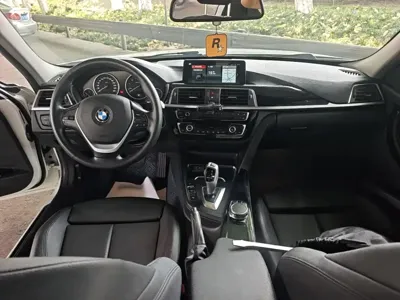 BMW 3 Series 2019, 82400 км, за 13187.16 USD - фото 10