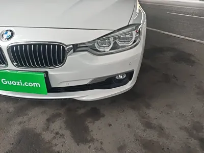 BMW 3 Series 2019, 82400 км, за 13187.16 USD - фото 24