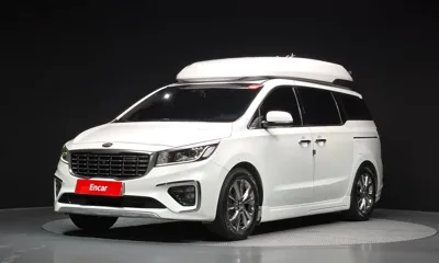 Kia Canival · 2020 год