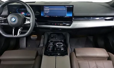 BMW i5