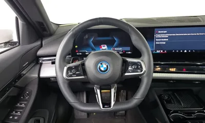 BMW i5