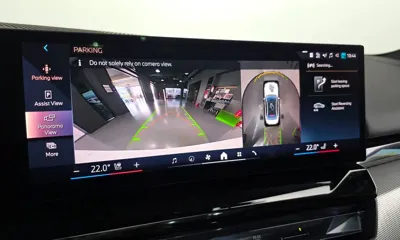 BMW i5