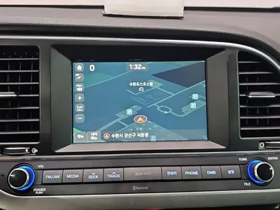 Hyundai Avante 2016, 55096 км, за 5197.77 USD - фото 13