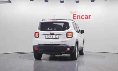 Jeep Renegade 2019, 50974 км, за 8391.15 USD