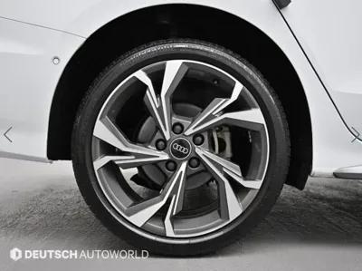 Audi A3 2023, 28596 км, за 18208.45 USD
