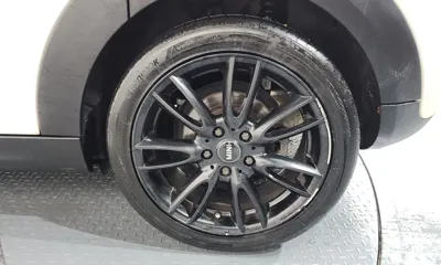 MINI Cooper 2017, 64907 км, за 7284.76 USD