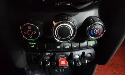 MINI Cooper 2017, 64907 км, за 7284.76 USD - фото 18