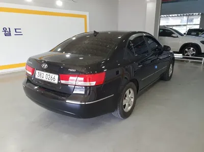 Hyundai Sonata 2008, 189140 км, за 1625.17 USD