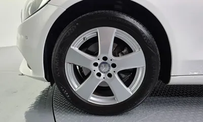 Mercedes-Benz C-Class 2016, 76796 км, за 9116.36 USD