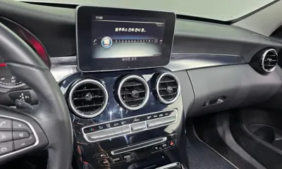Mercedes-Benz C-Class 2016, 76796 км, за 9116.36 USD - фото 14