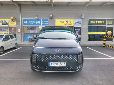 Hyundai Staria · 2022 год