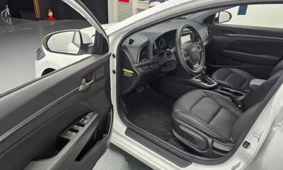 Hyundai Avante 2018, 67749 км, за 7247.79 USD - фото 10