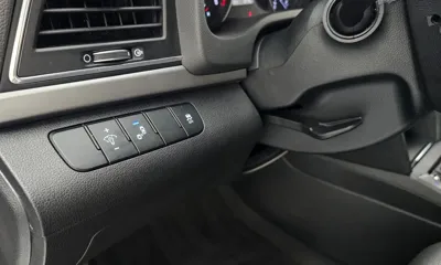 Hyundai Avante 2018, 67749 км, за 7247.79 USD - фото 16