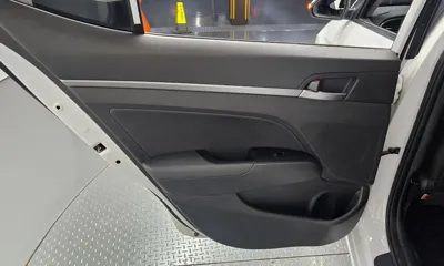 Hyundai Avante 2018, 67749 км, за 7247.79 USD - фото 25