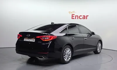 Hyundai Sonata 2016, 109279 км, за 6541.13 USD