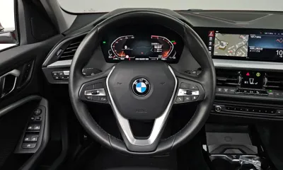 BMW 1-Series 2021, 63765 км, за 12669.03 USD - фото 13