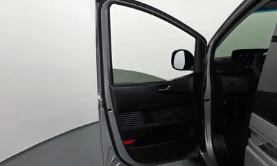 Hyundai Staria 2022, 44889 км, за 15432.7 USD - фото 24
