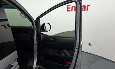 Hyundai Staria 2022, 44889 км, за 15432.7 USD - фото 25