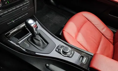 BMW 3-Series 2010, 102218 км, за 5081.44 USD - фото 9