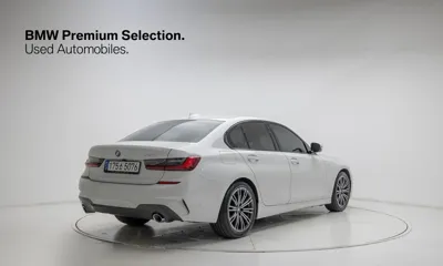 BMW 3-Series 2022, 57706 км, за 18508.74 USD
