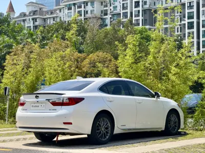 Lexus ES 2018, 74000 км, за 18515.04 USD - фото 10