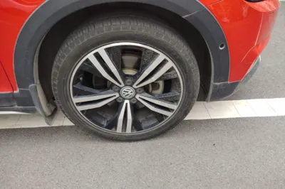 Volkswagen Touran 2018, 121600 км, за 8602 USD - фото 8
