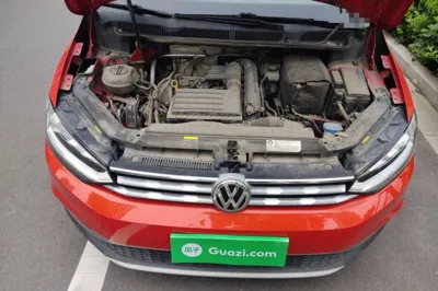 Volkswagen Touran 2018, 121600 км, за 8602 USD - фото 21