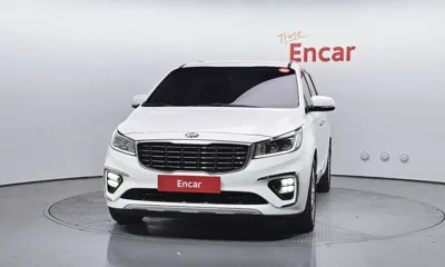 Kia Canival 2019, 123241 км, за 10720.87 USD