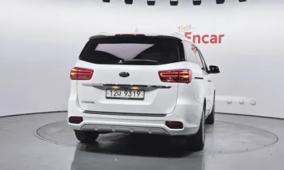Kia Canival 2019, 123241 км, за 10720.87 USD