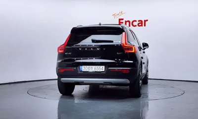Volvo XC40 2021, 74351 км, за 17876.87 USD