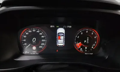 Volvo XC40 2021, 74351 км, за 17876.87 USD - фото 8