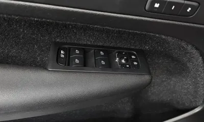 Volvo XC40 2021, 74351 км, за 17876.87 USD - фото 29