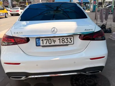 Mercedes-Benz E-Class 2022, 25859 км, за 32361.82 USD