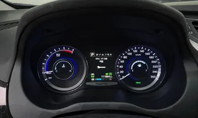 Hyundai Grandeur 2015, 111984 км, за 4569.53 USD - фото 8